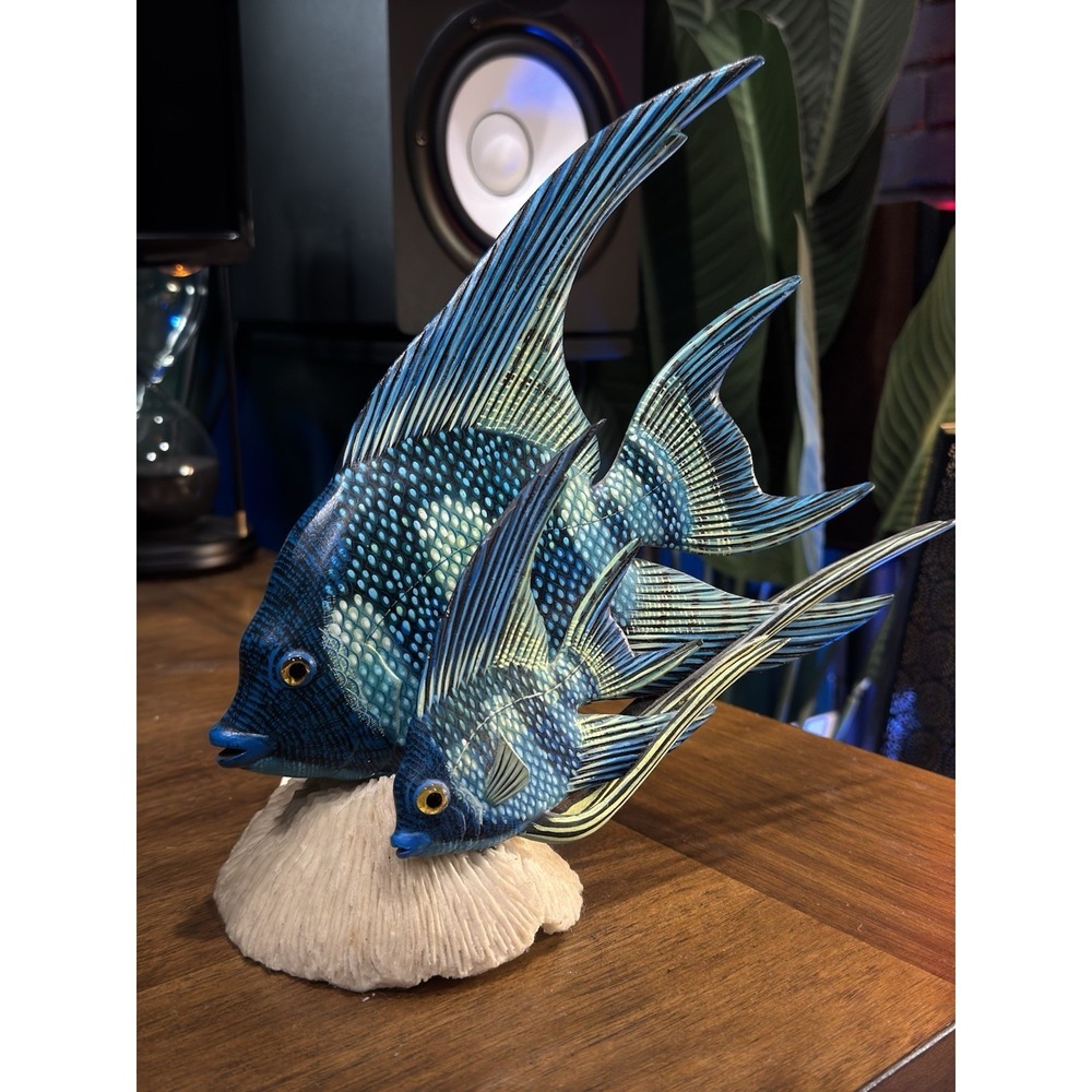 Nature Crafts  F 92738 Hand Carved Wood  Scalare angel Mother/baby‎ Fish